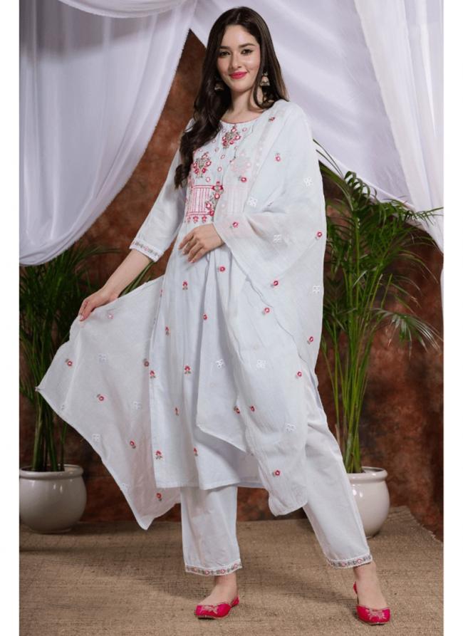 Cotton White Traditional Wear Digital Printed Readymade Salwaar Suit